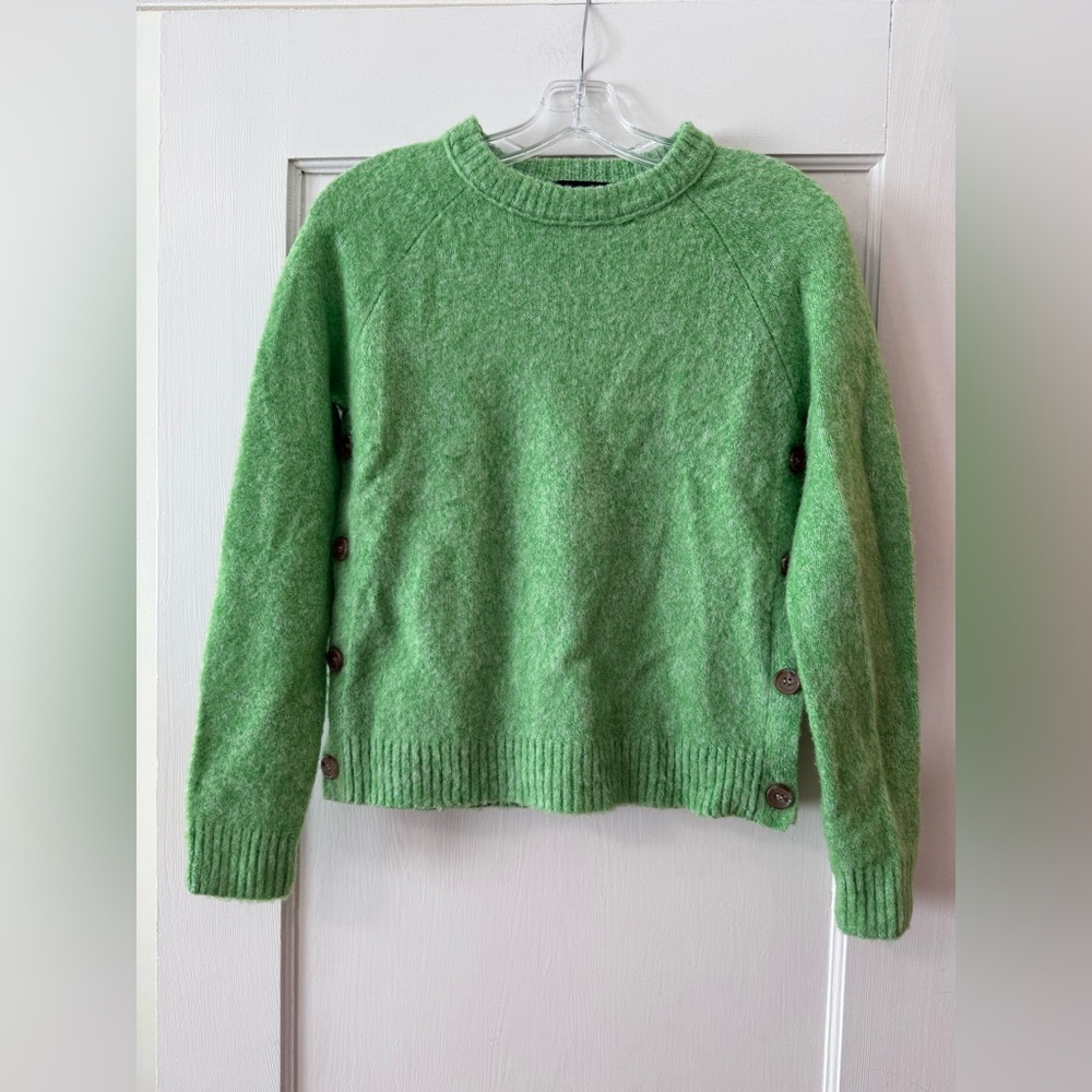 J.Crew | 100% Lambswool Side-Button Cropped Crewneck Sweater - Green - XS
